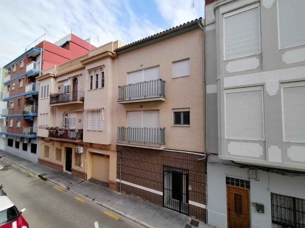 Cabanal Port Marina Valencia Exterior photo